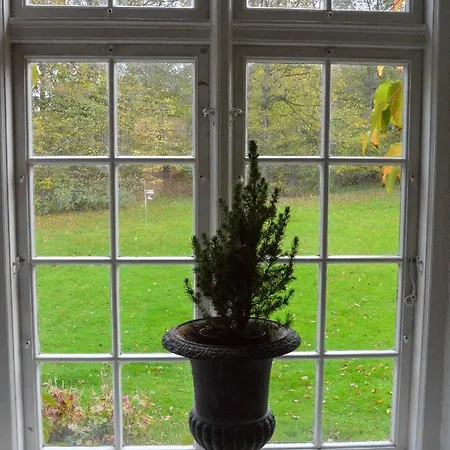 Lundsgaard Gods - Ved Sommers Hotel